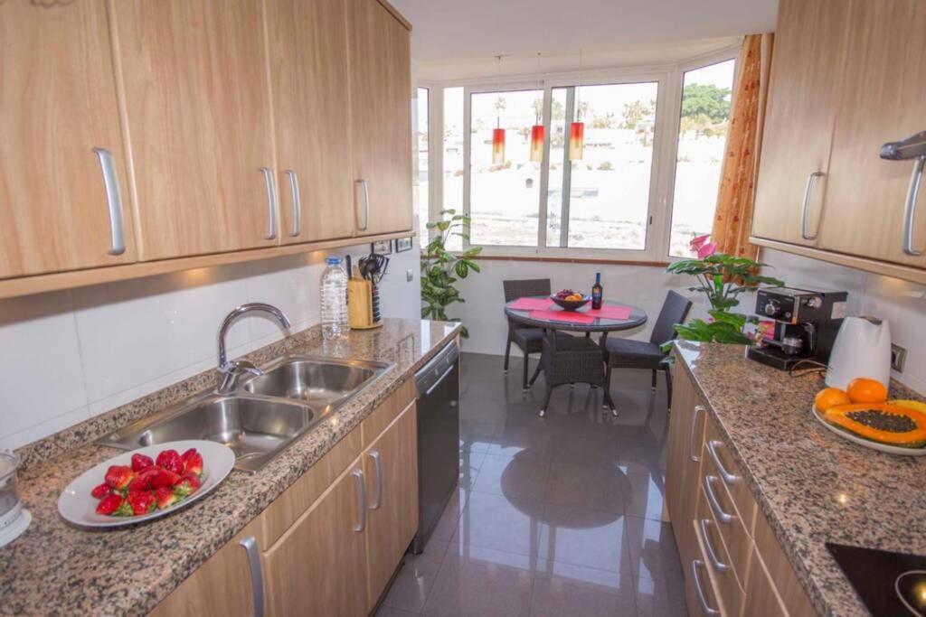 Casa Tres Vistas Luxury Apartment With Stunning Views To The Ocean プエルト・デ・サンティアゴ エクステリア 写真